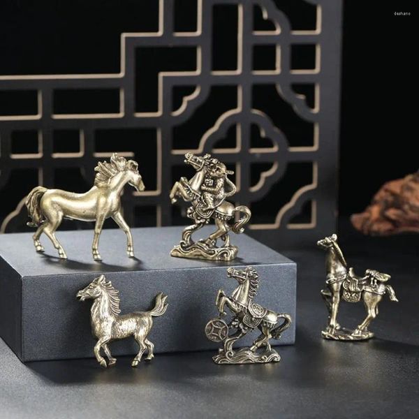 Figurine decorative a cavallo puro solido cavallo piccolo statue statue zodiacali in miniatura tè per animali domestici decorazioni per la casa artigianato