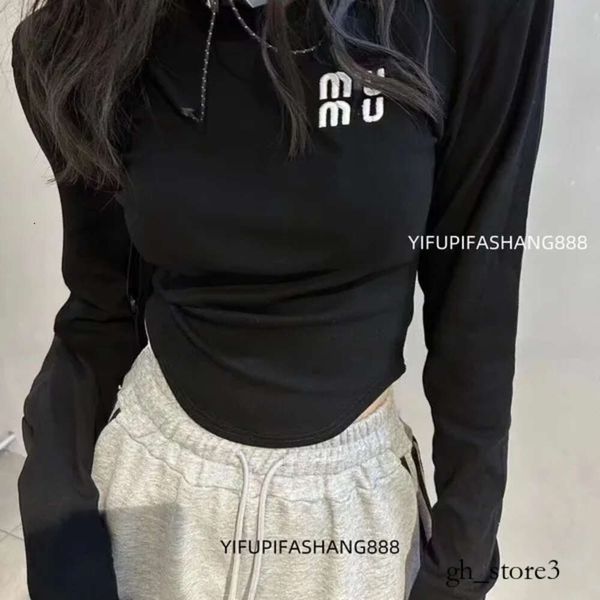 Miui Shirt Miui Top Luxus Frauen Strick -Tees Designer Neuem Sinn für fortgeschrittene Langarm -Basis -Hemd -Hemd Stickedautumn Winterbluse Wolle Hoodie Mui Mui T Shirt 660