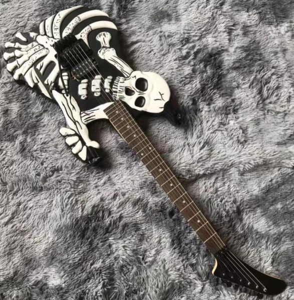 Özel Grand George Lynch Kafatası ve Kemikler Elektro Gitar Siyah Oyma Vücut Noel için Hediye 9164588