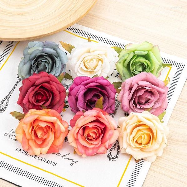 Flores decorativas 5pcs rayon enrolaram vintage rosa cabeça de scrapbook scrapbook artesanato simulação loj de presentes restaurante decoração de mercadorias