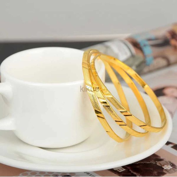 Bangle 3pcs/Set Gold Color Alloy Дети Золотой браслет Простые дизайнерские браслеты для девушек подарки на день рождения аксессуары 24411