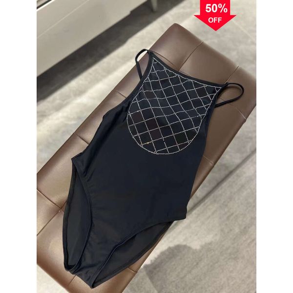 Offerte Nuove stilista di moda all'ingrosso da bagno femminile da donna sexy bikini da bagno bikini abito da bagno bikini da bagno da bagno ad alto taglio da bagno con sequestro con sequestro con sequestro con sequestro di paillettes