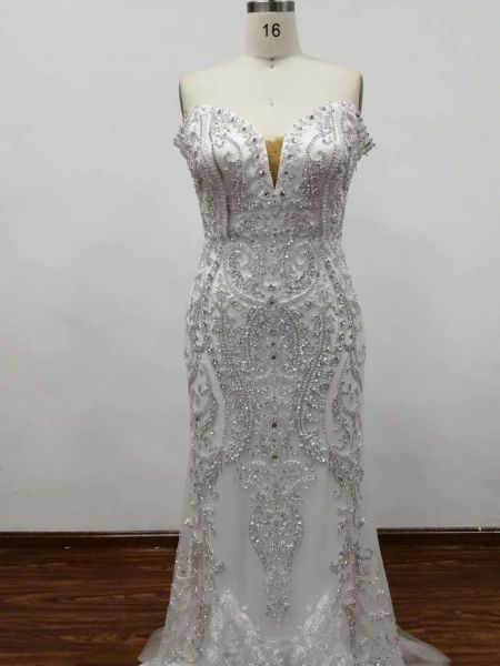 Vestido de noiva de sereia com contas de luxo, destacável Dubai, cristais brilhantes de Diamonds Bridal GOWNS 2024