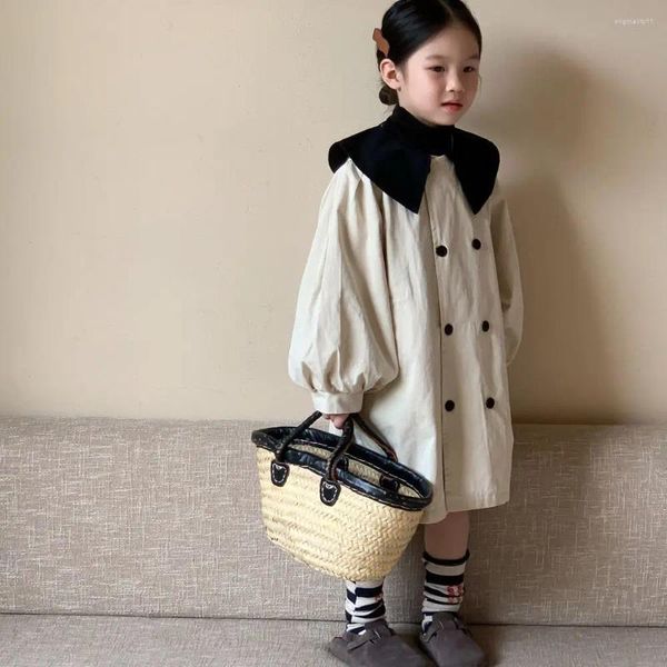 Jackets Kids Boutique Roupos Baby Girl Trench Coat 2024 Autumn Corean Contrast Color Declare o colar de gola dupla manga de bolha