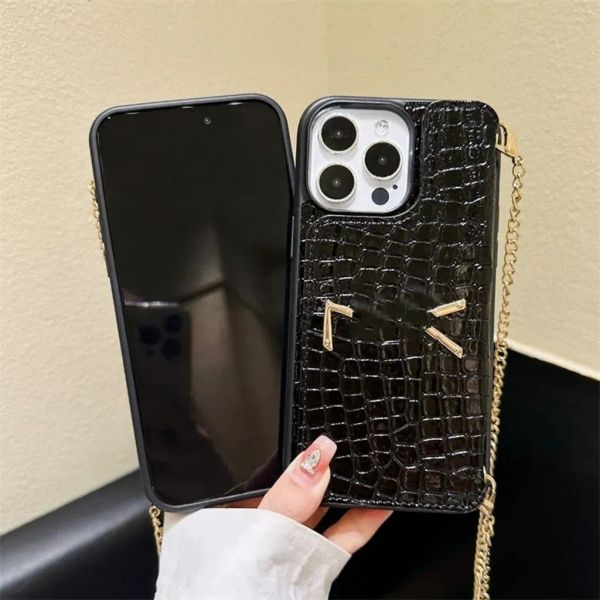 Custodia per telefono di lusso con le custodie per iPhone a catena 15 Pro Max 15Pro 13 Pro 12 14 Promax 11 Womens Cross Body Y Case di tasca in pelle Fonecasi G244104BF