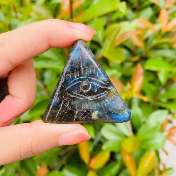 Estatuetas decorativas por atacado Crystal de alta qualidade Larbratorite Triangle Eye for Home Decoration-yjl