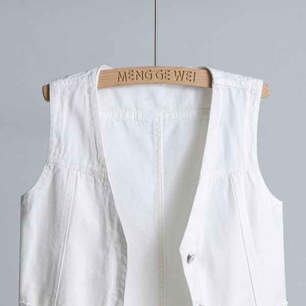 2023 Primavera verão Novo colete de jeans branco de tanques versáteis de tanques curtos de roupas finas finas finas femininas de casaco