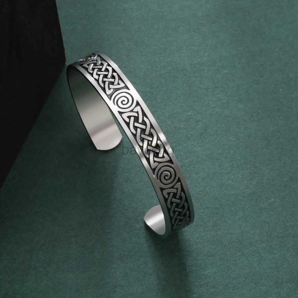 Bangle Vassago Celtic Bracelet Bracelet Witch Узел из нержавеющей стали Ювелирные изделия Дружба защита от талисмана запоздать. Пакет 240411