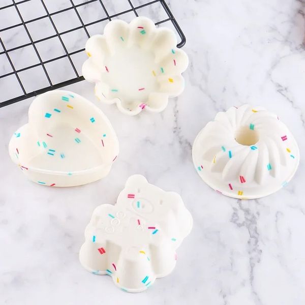 1pcs Silikonen Cupcake Pişirme Bardakları Kek Mallen Muffins Bardakları Fırın Magnetron Vaatwasser Veilig 3D Kek Bardakları Keuken Bakken Araçları