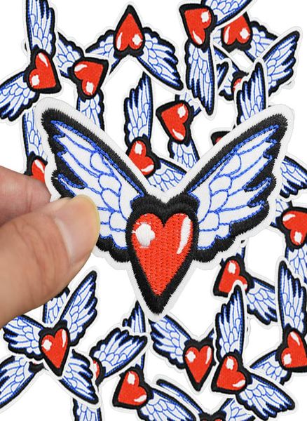 DIY -Flecken für Kleidung Eisen Sticked Love Wing Patch Applique auf Flecken Accessoires Abzeichen Aufkleber auf Kleidung 8994652