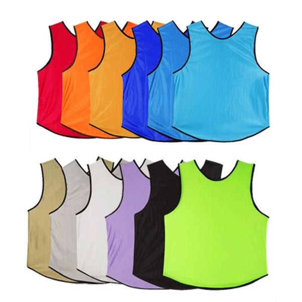 Shinestone Adult Child Football Team Sports Sports Soccer Training Maglie pinnies maglie da allenamento traspirante per espirazione per esplorare giubbotto per esterni 240322