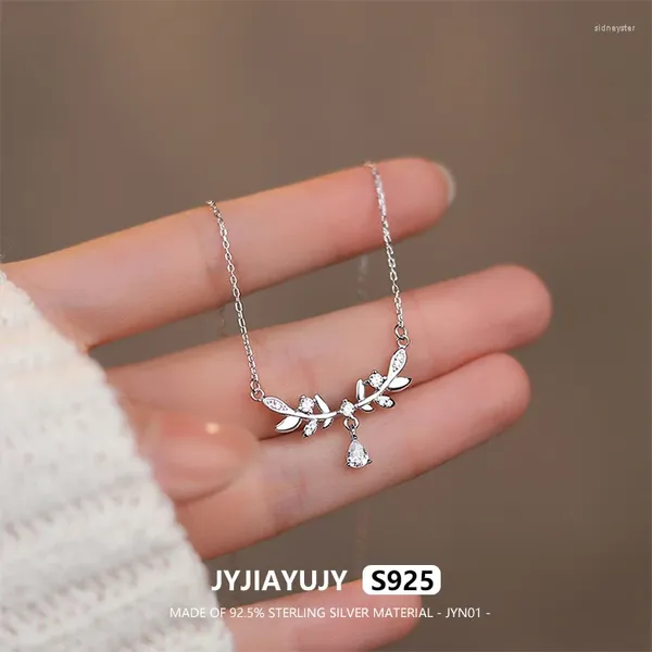 Correntes Jyjiayujy Whole Original Sterling Silver S925 Colar em estoque Lousel Flower Style Jewelry Gift Diário Use Jyn01