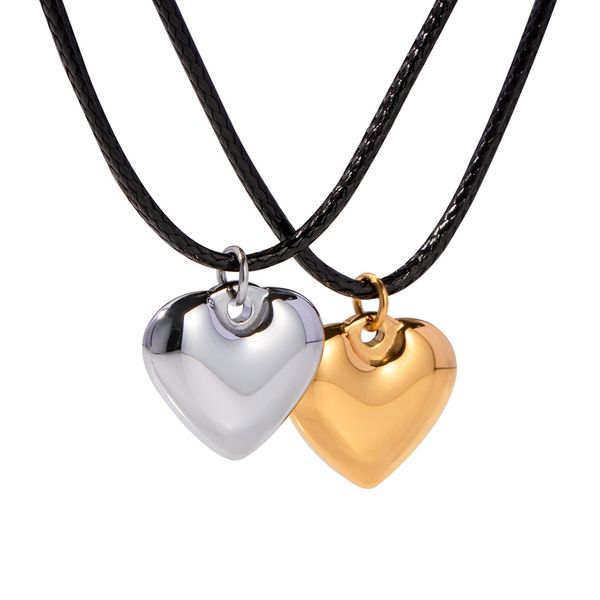 Nuova catena di corda tessuta in pelle nera gotica placcata con un ciondolo in acciaio inossidabile a forma di cuore in oro 18k per donne gioielli a catena elegante