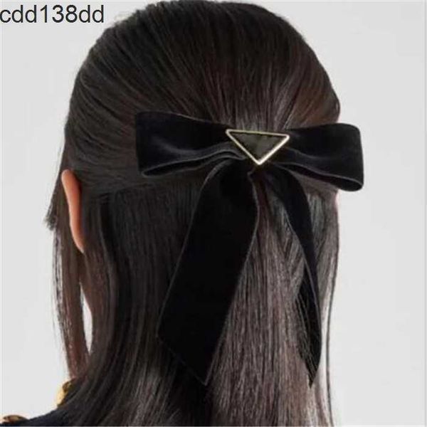 barrette moda lüks bow barrettes tasarımcı kadın kızlar kadife saç tokası sevimli tatlı saç klipleri