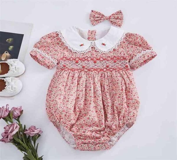 2pcs Bebek Smock Floral Romper Kız El Yapımı İşlemeli Tulum Türük Yürümenli Kıyafetler Bebek Doğum Günü Yük atıcıları Saç tokası ile 2108074652
