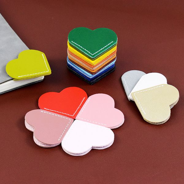 Liebe geformtes Lesezeichen kreativer PU Leder Mini Book Page Clip Tragbarer Buchcornerschutzclip Clip