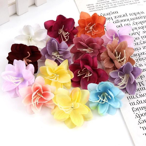 Flores decorativas 20pcs Cabeça artificial Lily Flor para casamento Decoração de Natal Diy Greath Scrapbook Supplies Acessórios