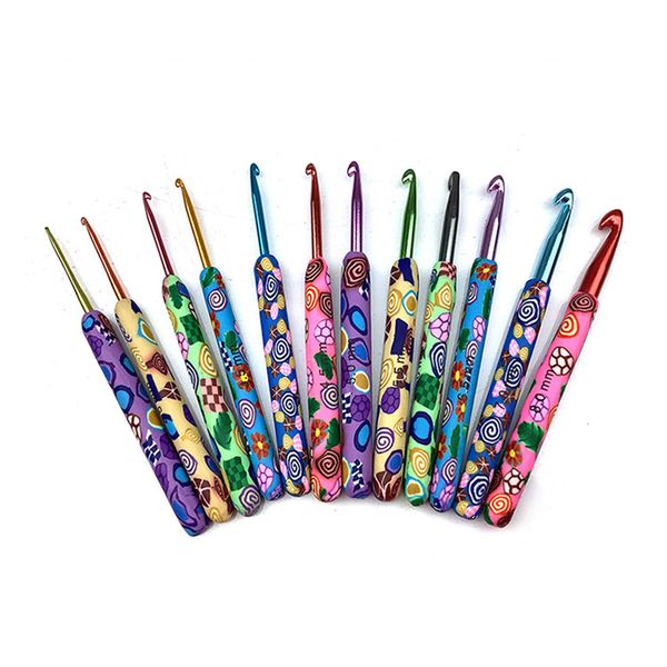 12 pezzi Colorful Hand Ceramic Hand Alumina Crochet ganci da maglieria a maglieria all'uncinetto da cucire per la trama degli aghi da cucire fatti a mano