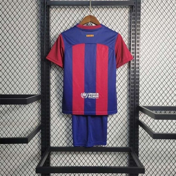 Jersey de futebol Barcelona Childrens Clothing Conjunto tailandês Versão tailandesa de alta qualidade Baixo preço de ventilação de baixo preço e custo-benefício