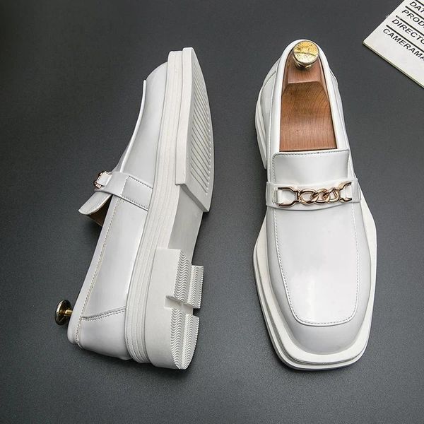 Casual Shoes Herren -Ladungsförderer Mode weiße Business Leder Hochzeitsschuh für Männer Plattform Kleid männliche Mokassins