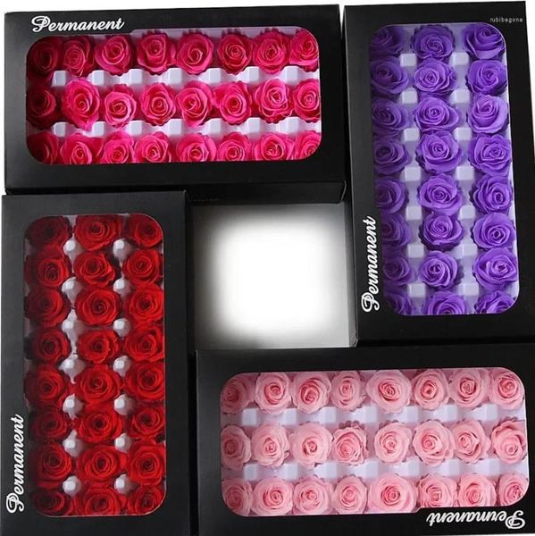 Fiori decorativi 2-3 cm/24 pezzi di grado una testa di fiori di rosa conservata rose eterne per feste di nozze decorazione decorazione della scatola regalo romantica favore