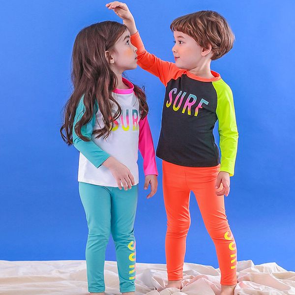 Nuovo costume da bagno RashGuard per i grandi ragazzi Anti-UV Swimming Surf Beach Bareding Abitaggio per bambini Trofoning a maniche lunghe surfing