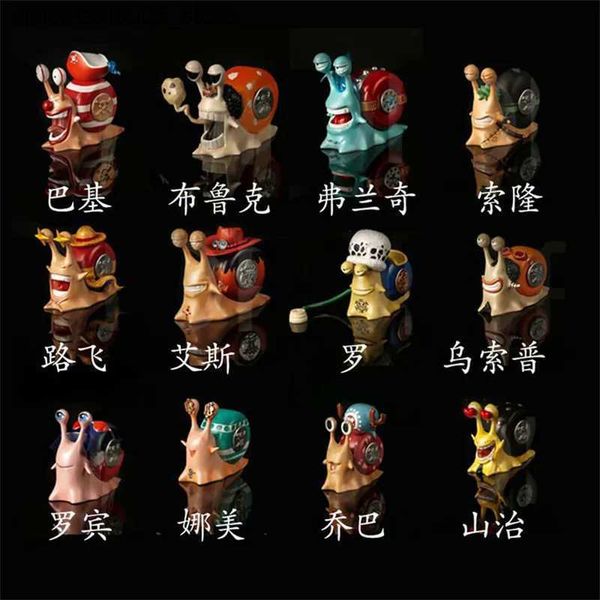 Ação Figuras de brinquedos de transformação Brinquedos robôs uma peça Zoro Ace Sanji Chopper Law Nami Usopp Robin Franky PVC Den Mushi Ação Modelo da série