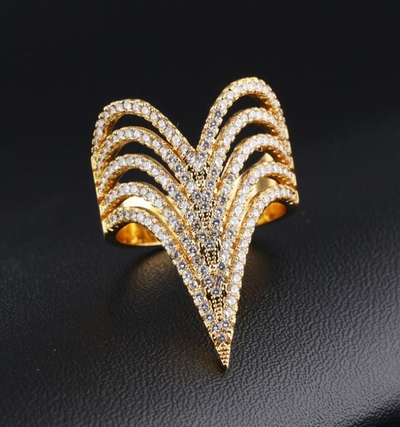 Crown Band Rings 18K Gold Fünf Schichten Persönlichkeit Charakter Designer Accessoires Luxus für Frauen Hochzeitsfeier Großer Plattenring J1868572