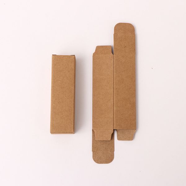 100pcs/50pcs lote pequeno kraft papel caixa de embalagem de embalagem marrom/preto/branco papel de batom de batom de batom