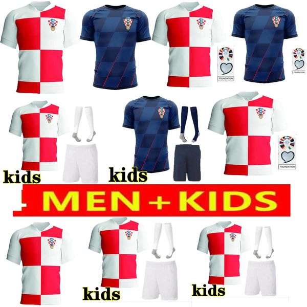 2024 Croacia Modric Weltmeisterschaft Fußballtrikots Nationalmannschaft Mandzukic Perisic Kalinic 24 25 Qualität Fußballhemd Kovacic Rakitic Kramaric Men Kids Kit Uniformen