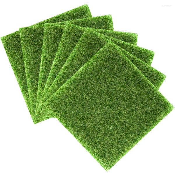 Flores decorativas 6 PCs Mini gramado multifuncional Fake Grass Decor Decoração de desgaste Mat Small PVC Craft Artificial Plant