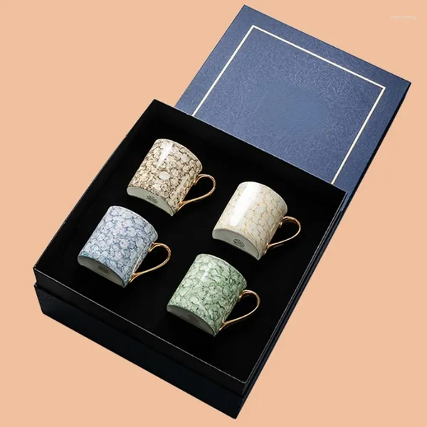 Tassen europäischer Stil High-End-Keramik-Becher-Liebhaber Cup Geschenkbox Farbe Schöne Familienkeramik Kaffeekable Souvenir