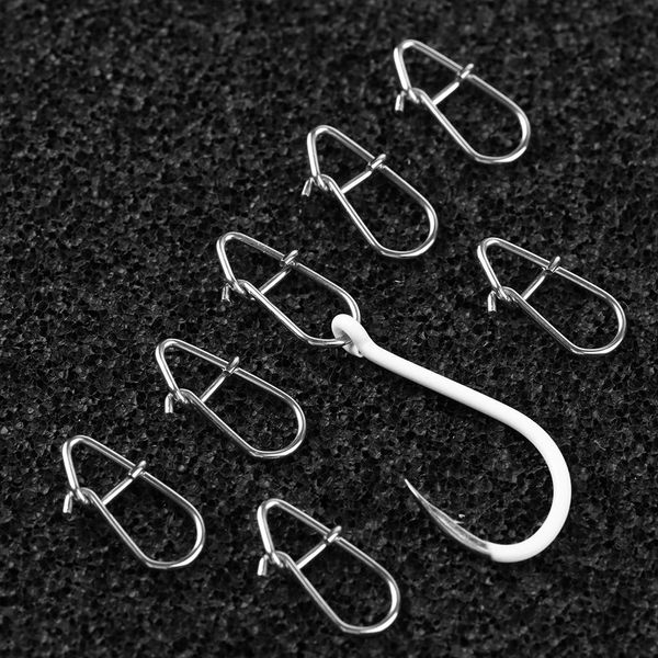 100pcs Nice Snap Snap Fishing Barrel Giral Segurança Snaps ganchos Fishhook Tackle Tackle Box Tool Lures