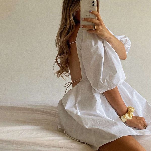 Sexy sem costas para trás mini vestidos boho manga de pufff doce vestido doce mulher chique lady elegante para festas de casamento roupas de verão