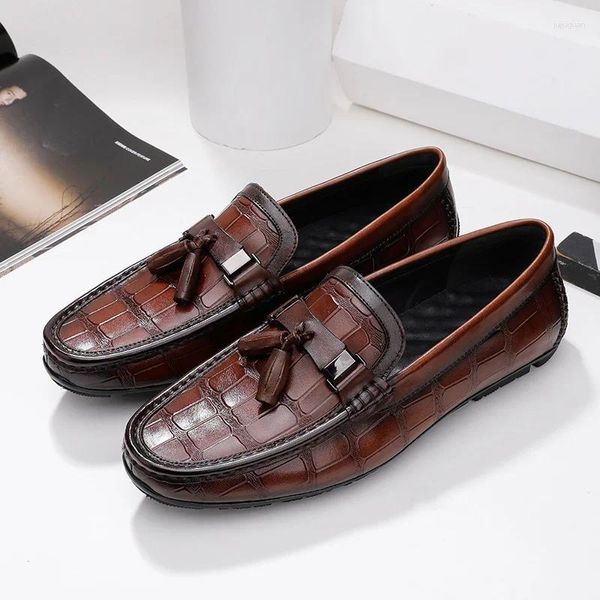 Lässige Schuhe Quaste Leder echte Doudou -Designer Männer Mode Britisch -Stil Lefu mit weichen Sohlen