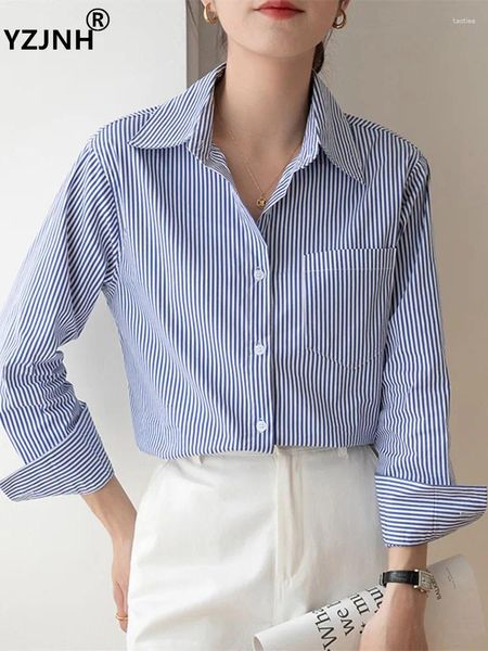 Blusas femininas yzjnh 2024 primavera e outono temperamento comprido camisa listrada branca azul para mulheres algodão coreano