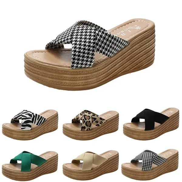 2024 Sliders Sliders Slide Women Heel пляжные обувь на открытом воздухе летняя туфли женская девочка горячая продажа 34-40 бесплатная доставка Gai