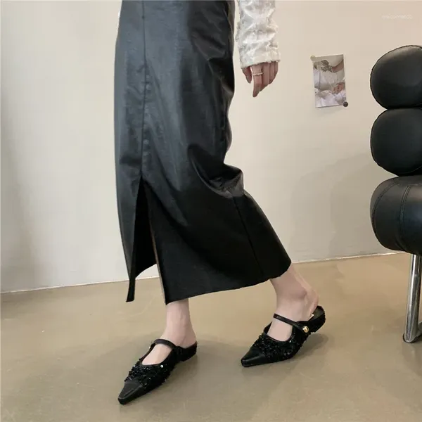 Sandalet Kadın Bling Hipthed Toe Half Terlik Üzerinde Slip Soacers Flats Düşük Topuk Katı Katırlar Açık Lüks Pompalar Ayakkabı