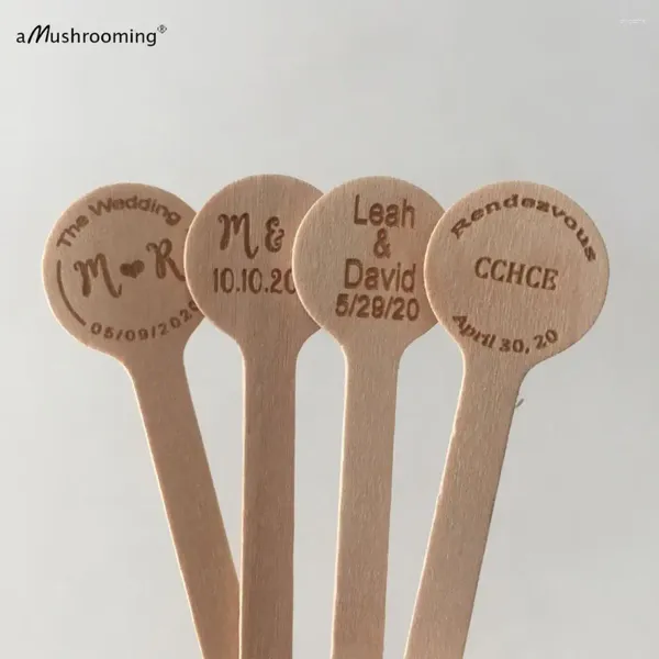 Scolle di caffè da 100 pezzi Nome iniziale Data incisa mini cucchiai mini Spoon Cocktail Party Sticks per le stoviglie di fidanzamento del matrimonio