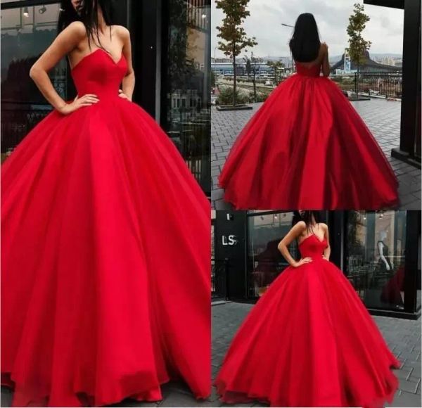 2024 Red Evening Kleid Lange Brautjungfernkleider Party Tragen Sie Schatz Ausschnitt Rückenfreier bodenlange Plus -Größe Ballkleid Prom -Kleider