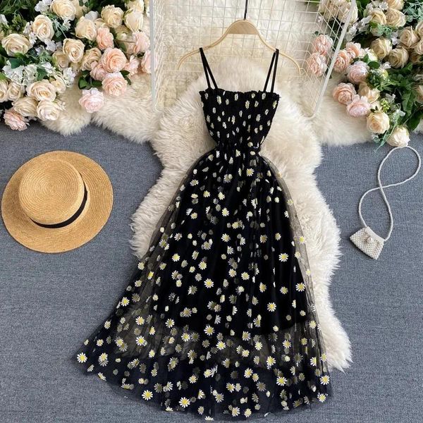 Vestidos casuais 2024 Mulheres negras Vestem a estampa floral básica Spaghetti Strap Long coreano Sundress Lace vestidos vestidos