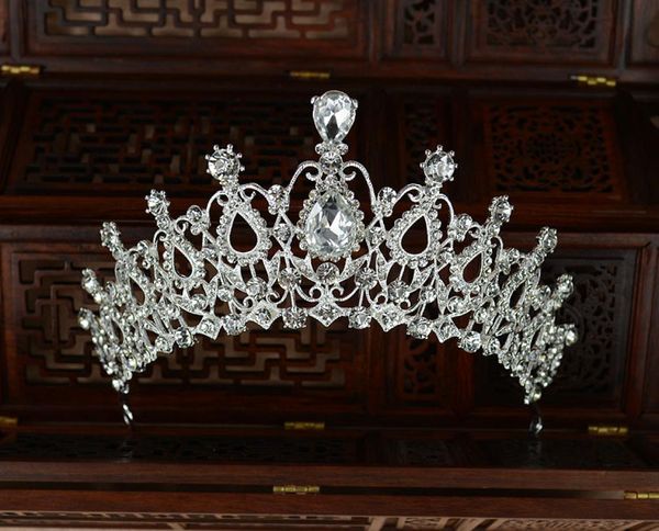 Cristalli d'argento a buon mercato Tiara da matrimonio corone da sposa in perline per perline di diamanti Accessori per capelli rinastone Accessori per capelli Pageant6189722