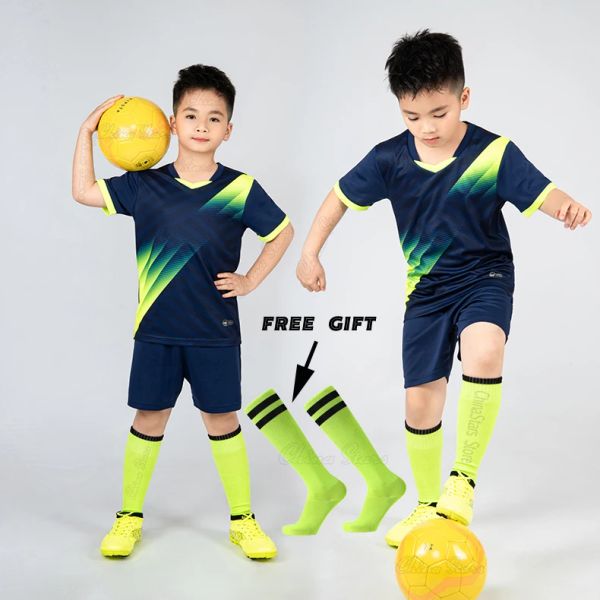 Accessoires Boys Football Trikot Tracksuit Kinderfußball Sportuniformen Kinder spielen Ball Sportswear Kits Weste Kinderfußballanzug Socken Socken