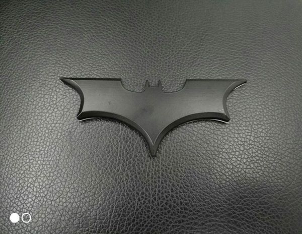 1PCS Caryling de carro 3d Cool Metal Metal Bat Automotom adesivos de carro Metal Batman Badge emblema Tail Decal