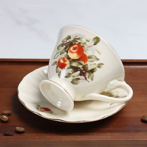 Керамические чашки эспрессо, чайная чашка и блюдца, керамическая кружка кофейня с десертной тарелкой, элегантный чайный набор европейского стиля