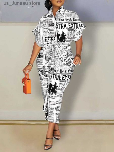 Basic Casual Kleider Fashion Office Newspaper Print Slim Long Kleider für Frauen elegante Turnhalterkragen Schnürungskleid Sommer Short Slve Shirt Kleid T240412