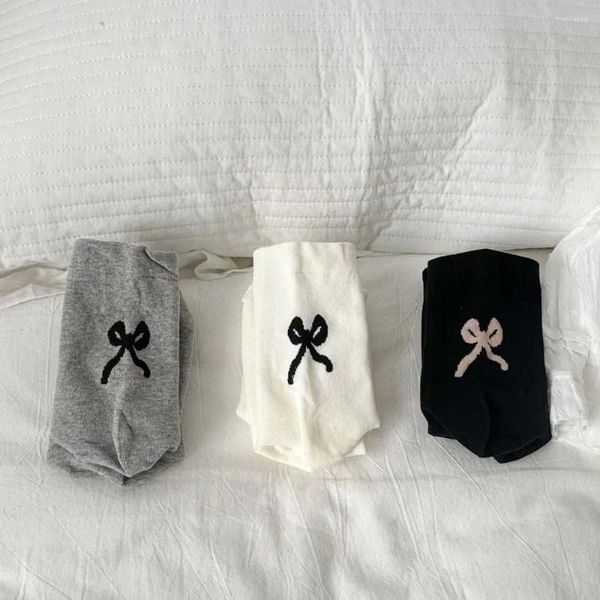 Frauen Socken Lange Röhrchen Frauen Baumwolle Koreanisch Schwarz/Weiß/grau atmungsaktiv