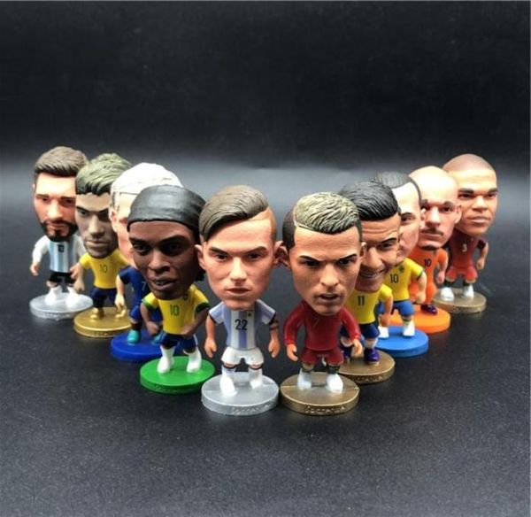 16pcs Soccerwe 65 -см в высоту футбольные футбольные куклы случайным образом выбирать мультипликационные фигуры 81367457923639