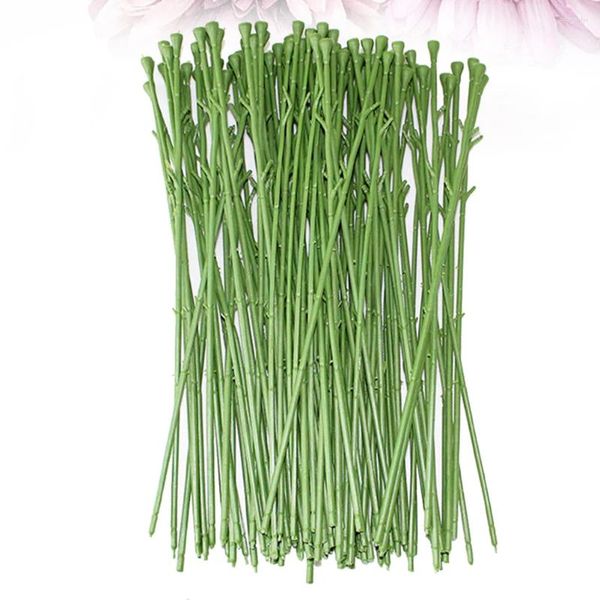 Flores decorativas 50 PCs Greanteia Artificial Flor Head Acessório Diy Making Rod Arranjo de caule curto Especial