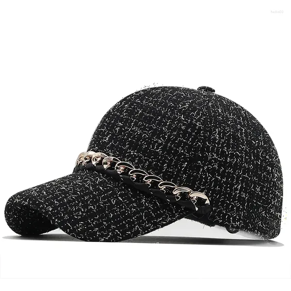 Ball Caps 2024 Donne Lettera inverno a strisce Baseball Cap Baseball Girls Cashmere Warm Girls